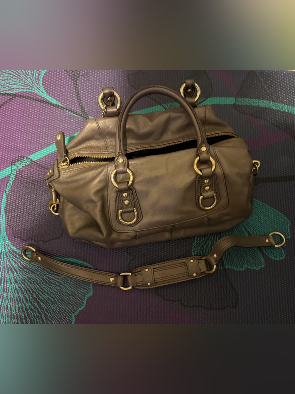 Authentic Coach handbag - Picture 4 of 4